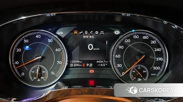 Bentley Bentayga id 3845734 из Кореи 18