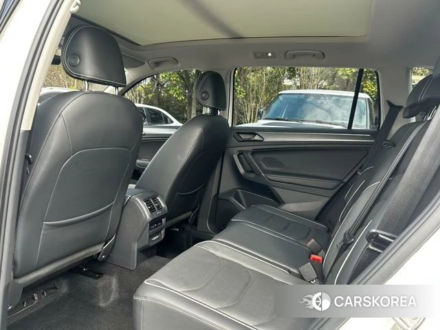 Volkswagen Tiguan L id 4253085 из Китая 8