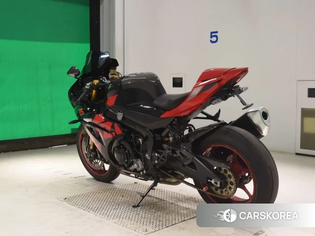 Suzuki GSX-R1000R ABS id 4399526 из Японии 8