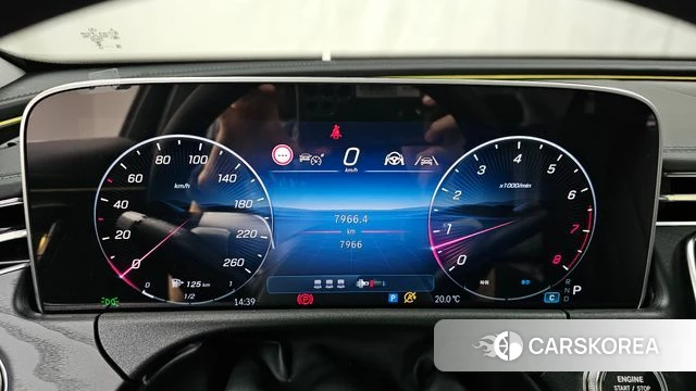 Mercedes-Benz E-Class W214 id 4222573 из Кореи 28