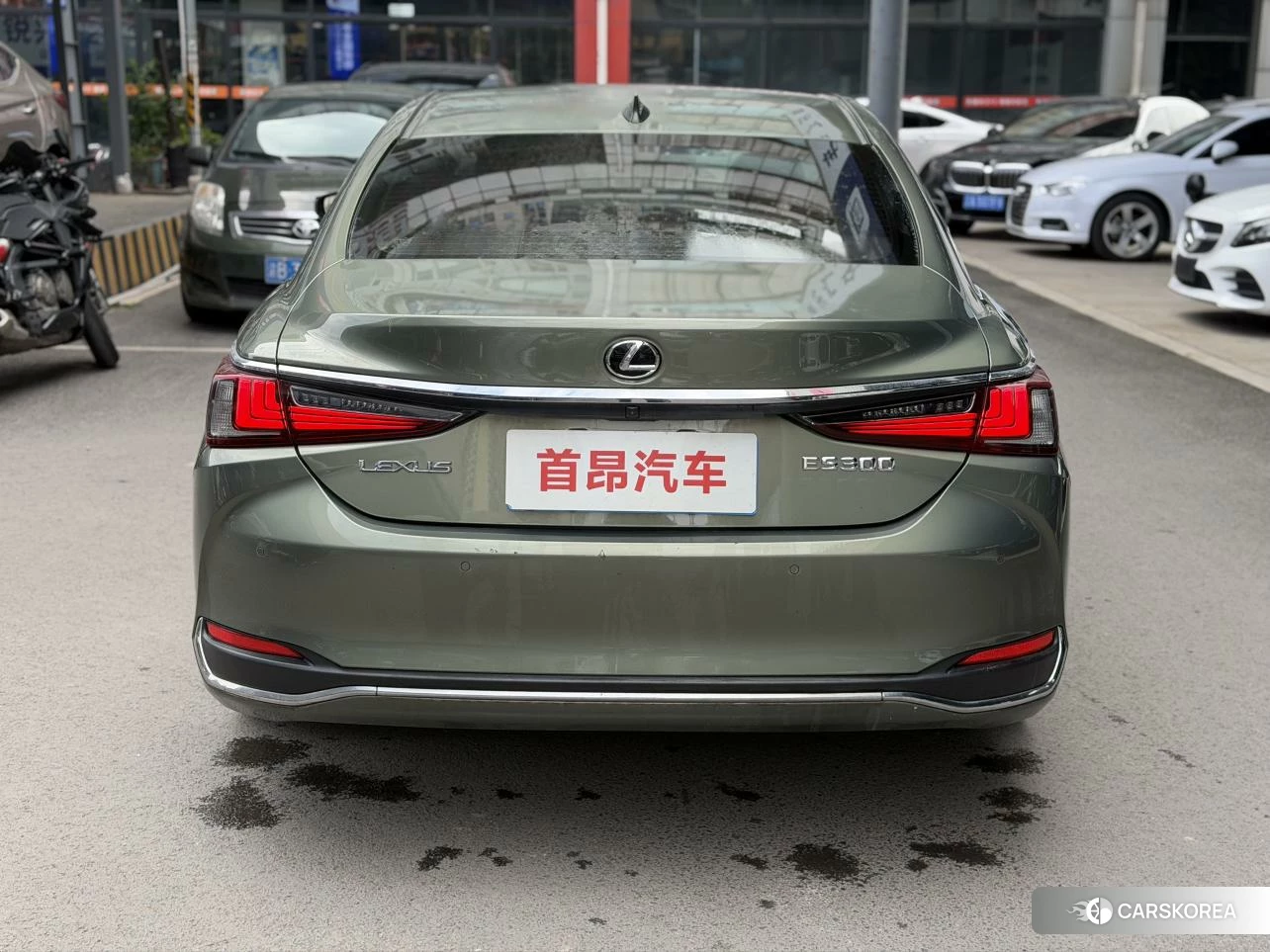 Lexus ES id 4492719 из Китая 8