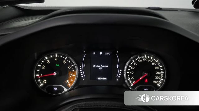 Jeep Renegade id 4581844 из Кореи 31
