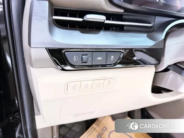 Kia Carnival 4th generation id 3208579 из Кореи 18