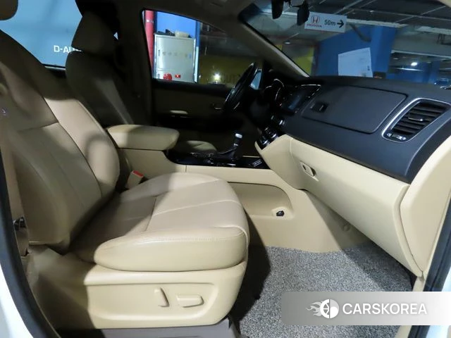 Kia The New Carnival id 4285919 из Кореи 18