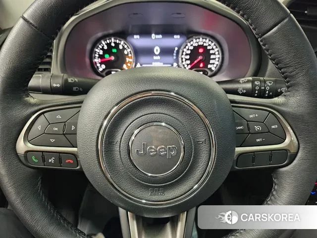 Jeep Renegade id 3242038 из Кореи 18