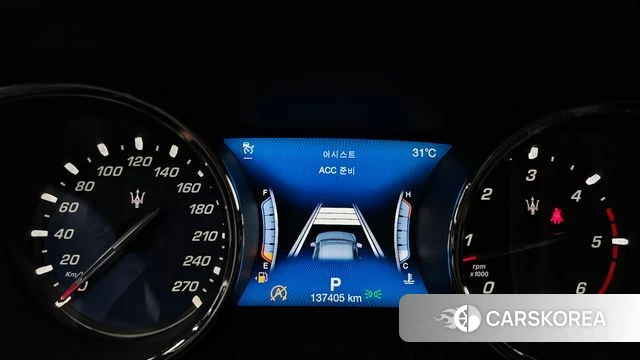 Maserati Quattroporte id 4638337 из Кореи 34
