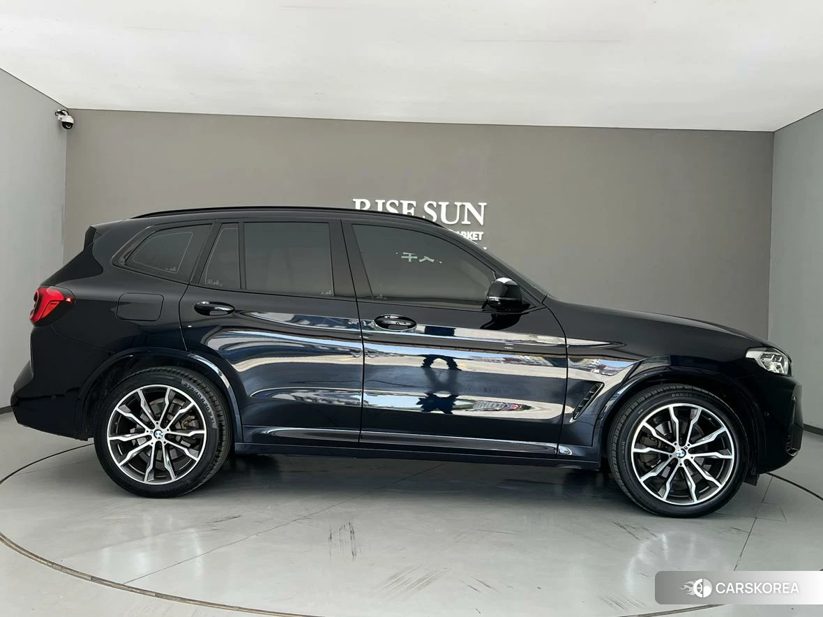 BMW X3 id 4420962 из Китая 9