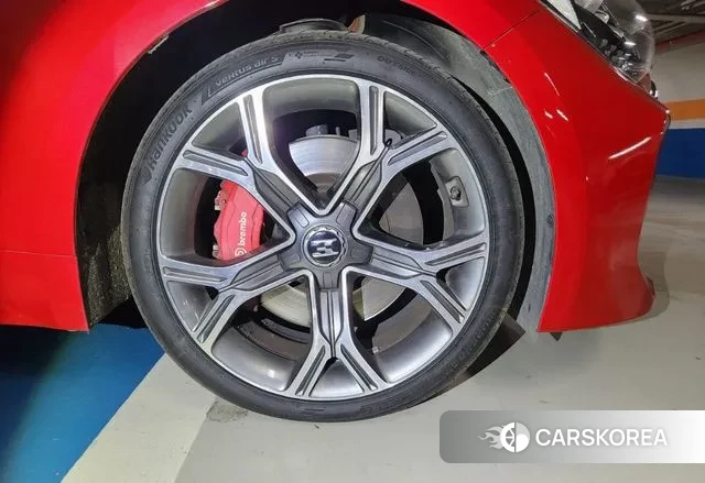 Kia Stinger id 3449432 из Кореи 8