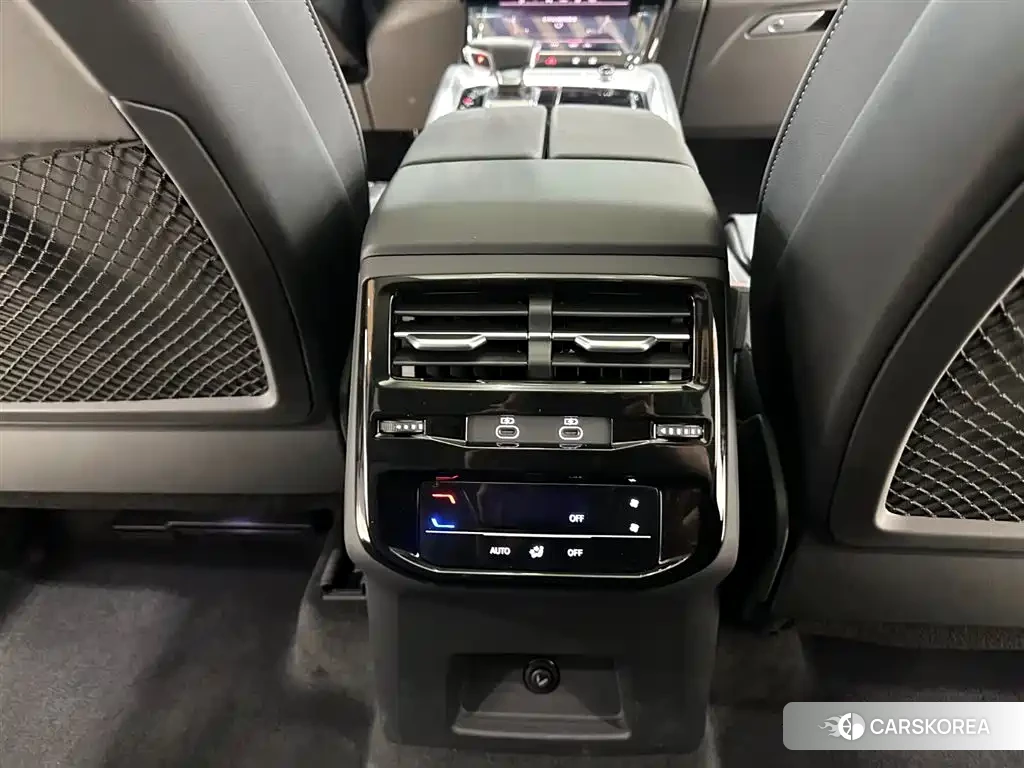 Audi Q6 id 4545636 из Китая 13