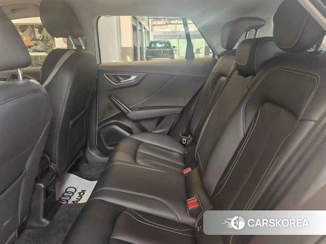 Audi Q2L id 4359541 из Китая 16