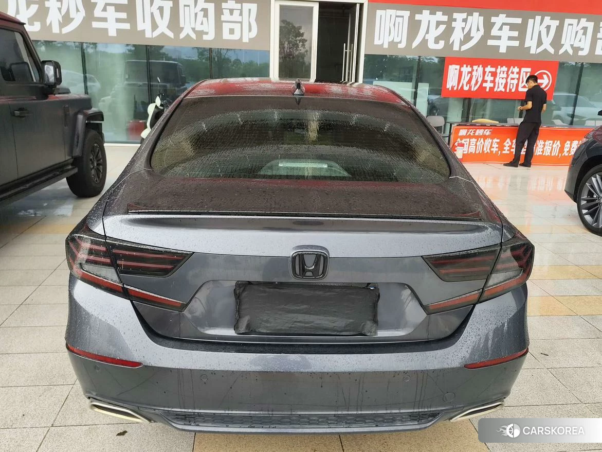 Honda Accord id 4479394 из Китая 8
