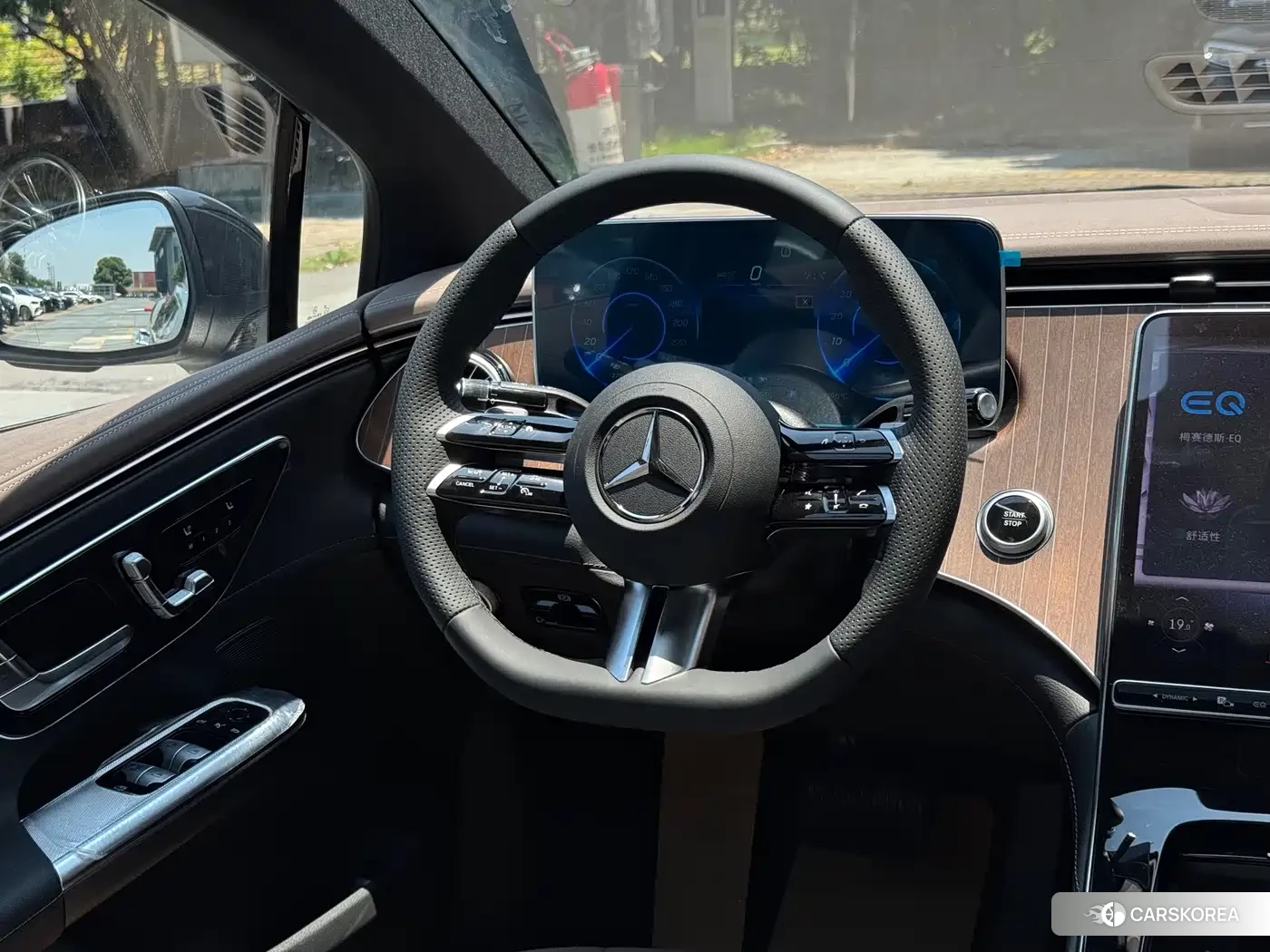 Mercedes-Benz EQE id 4570383 из Китая 16