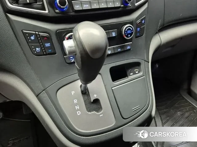 Hyundai The New Grand Starex id 3666688 из Кореи 16