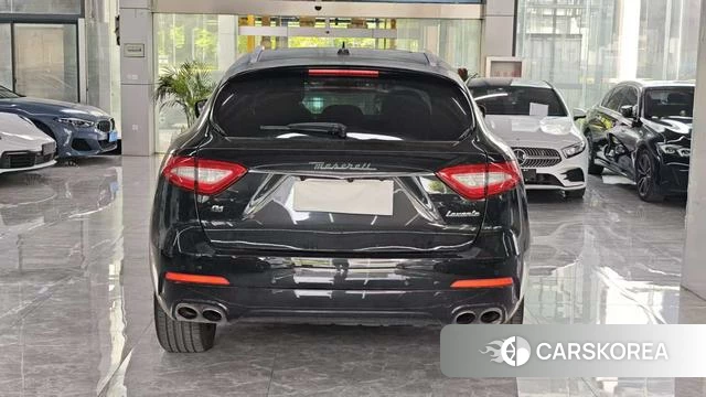 Maserati Levante id 4235981 из Китая 11