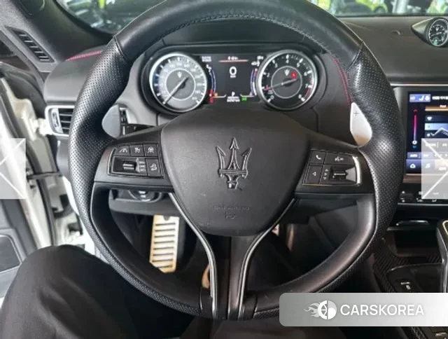 Maserati Levante id 3020929 из Кореи 18