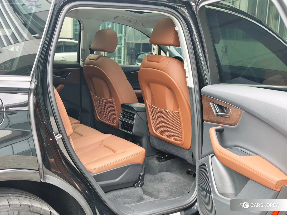 Audi Q7 id 4473323 из Китая 27