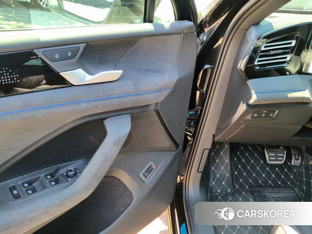 Volkswagen Tiguan L id 4278975 из Китая 15