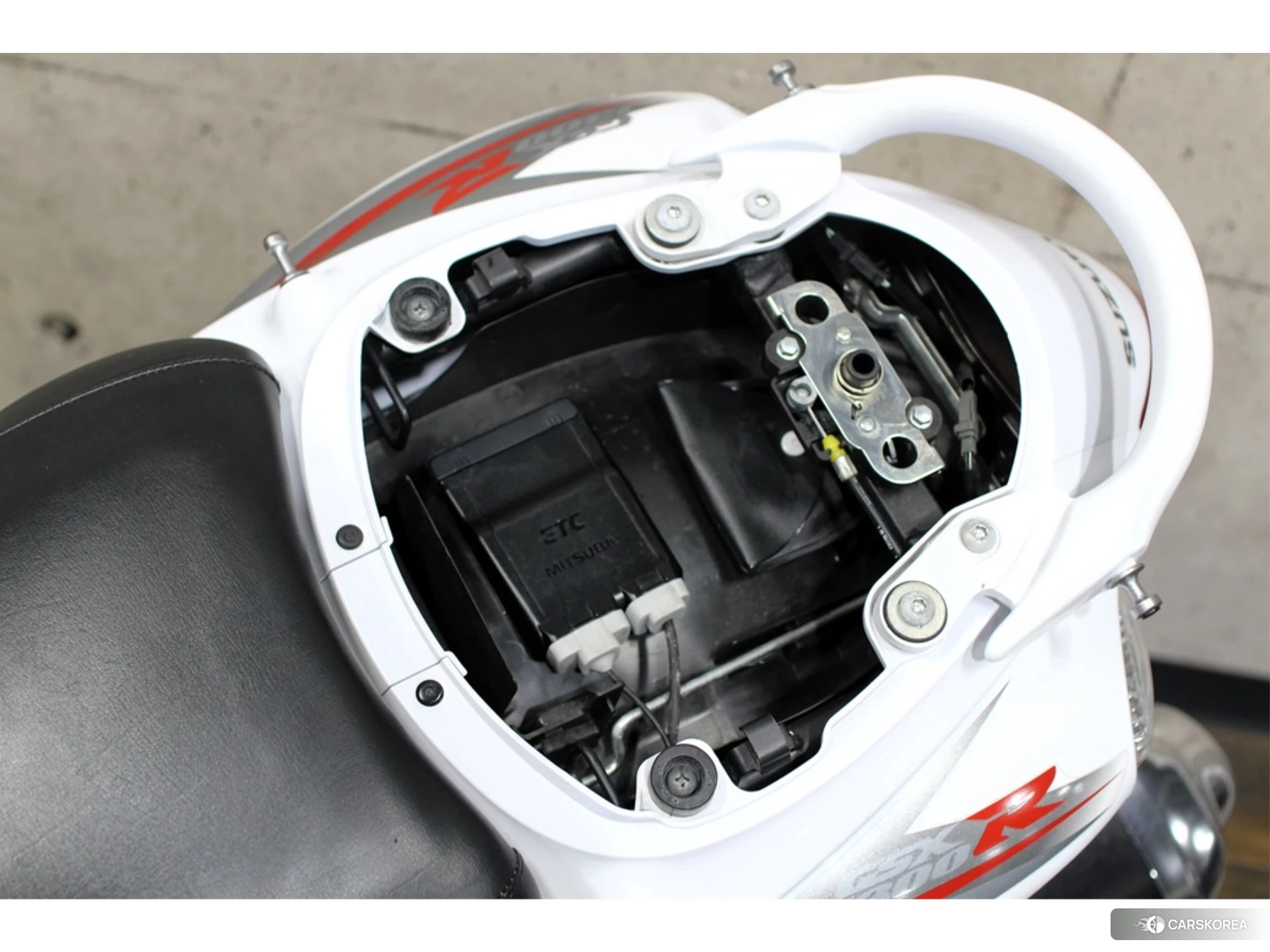 Suzuki GSX1300R HAYABUSA id 4380053 из Японии 15