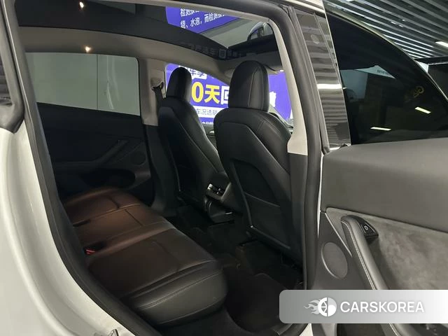Tesla Model Y id 4235414 из Китая 12
