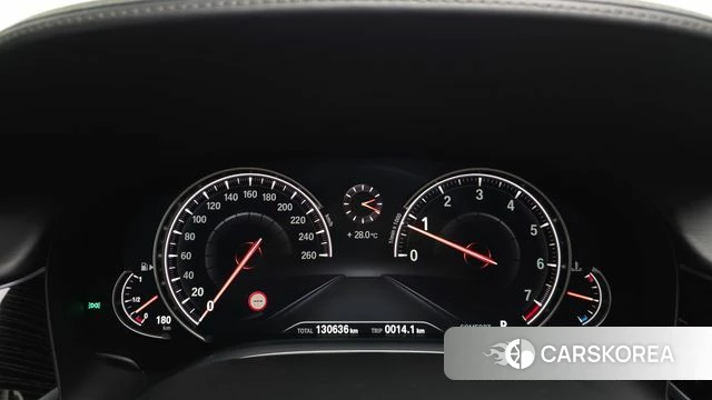 BMW 7 Series (G11) id 4502409 из Кореи 18