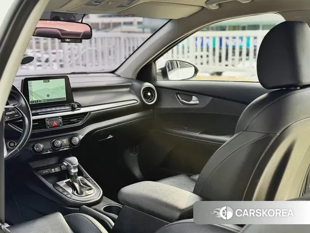 Kia Come New K3 id 3522614 из Кореи 18