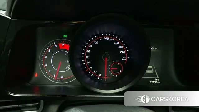 Hyundai Avante (CN7) id 3354621 из Кореи 18