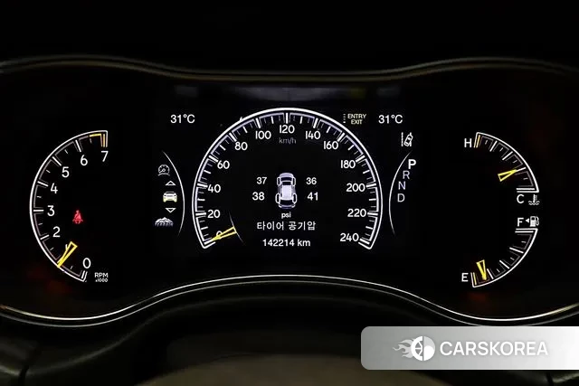 Jeep Grand Cherokee id 2997435 из Кореи 18