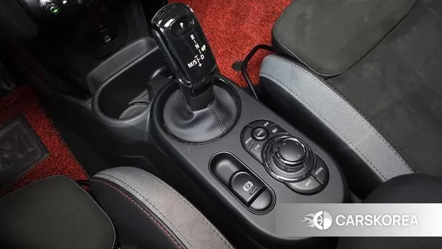 Mini Cooper S id 3366033 из Кореи 18