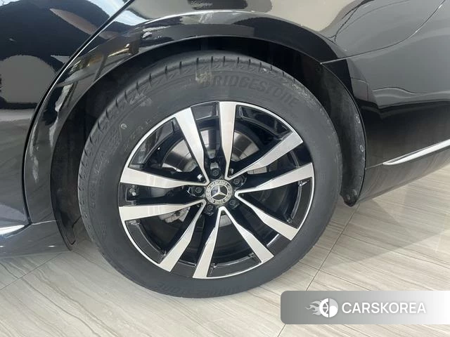 Mercedes-Benz S-class id 4348924 из Китая 12