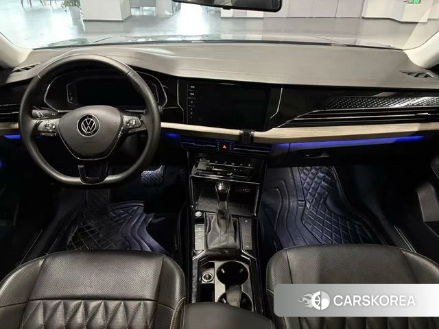 Volkswagen Passat id 4335219 из Китая 17