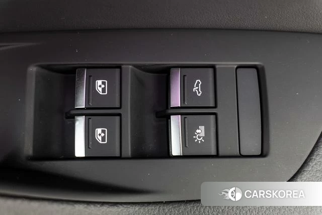 Audi A6L id 4298246 из Китая 25