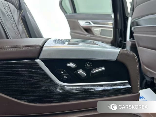 BMW 7 series id 4271308 из Китая 26