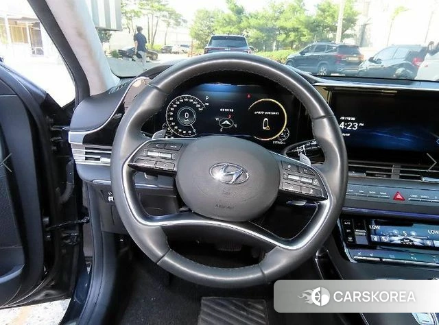 Hyundai The New Grandeur IG id 4511400 из Кореи 18