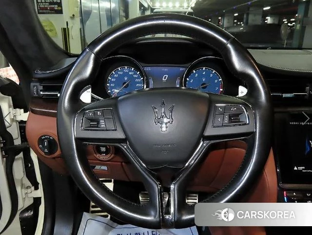 Maserati Quattroporte id 4390343 из Кореи 18
