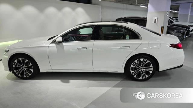 Mercedes-Benz E-Class W214 id 4853387 из Кореи 17