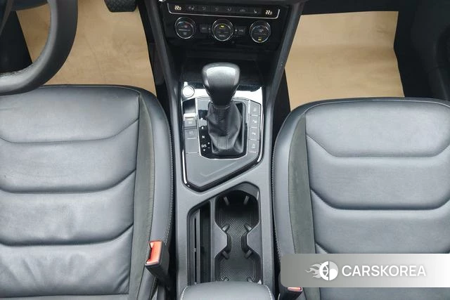 Volkswagen Tiguan L id 4229240 из Китая 15