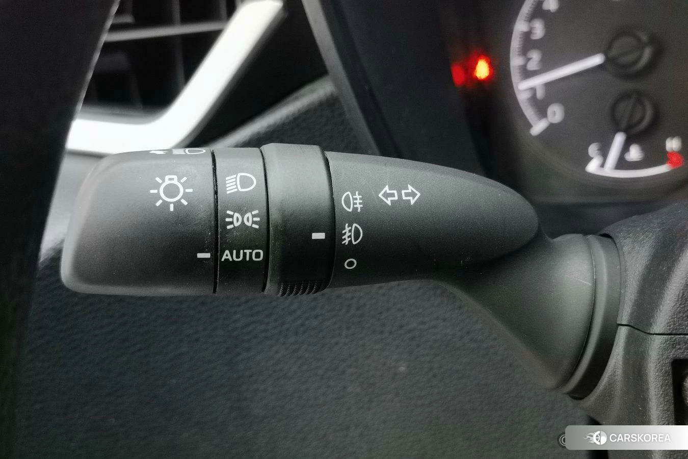 Toyota Corolla id 4479321 из Китая 22