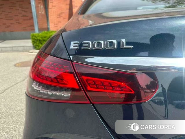 Mercedes-Benz E-class id 4256999 из Китая 21