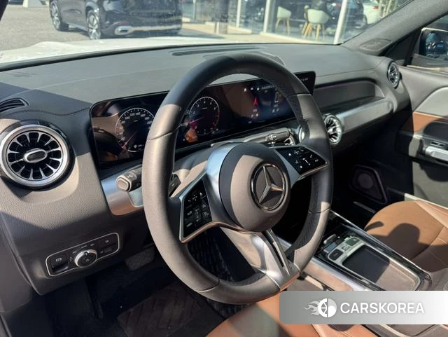 Mercedes-Benz GLB id 4265976 из Китая 12