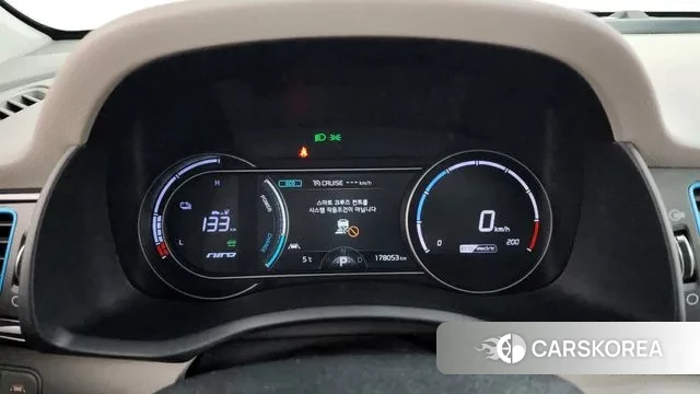 Kia Niro EV id 3713765 из Кореи 18
