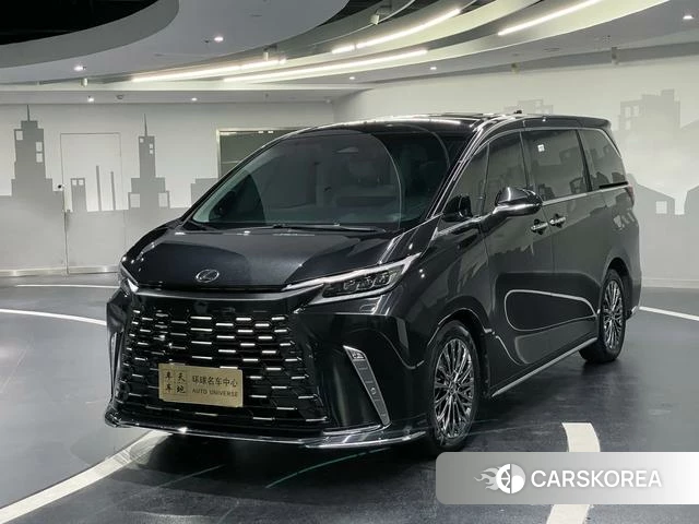 Lexus LM id 4353481 из Китая 30
