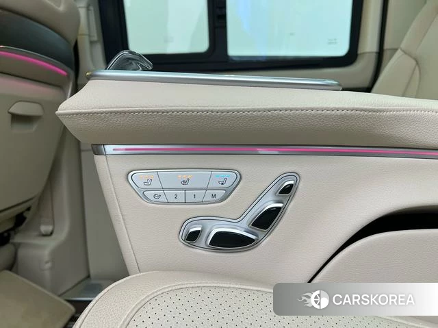Mercedes-Benz V-class id 4256335 из Китая 35