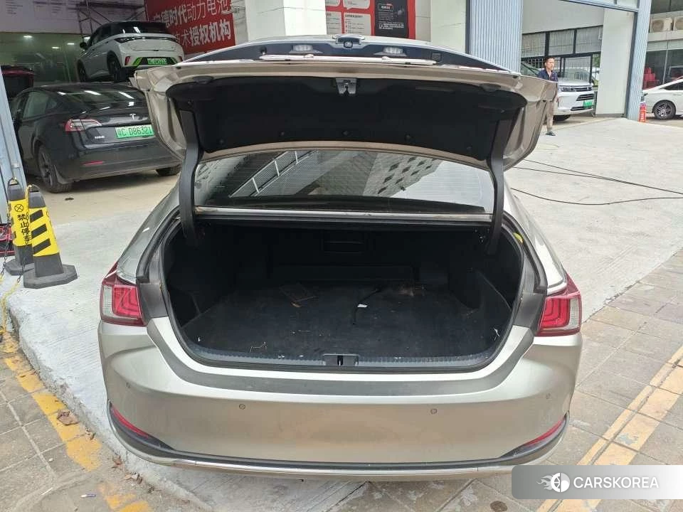 Lexus ES id 4514859 из Китая 11