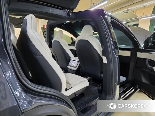 Tesla Model X id 2915139 из Кореи 18