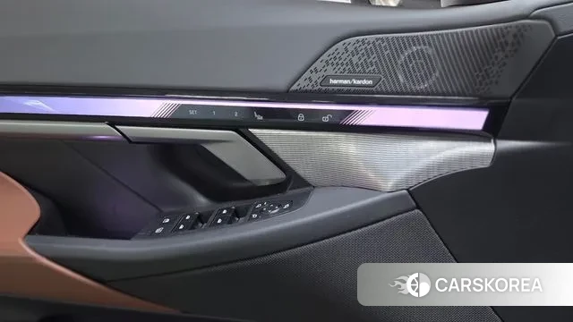 BMW 5 Series (G60) id 3332797 из Кореи 9