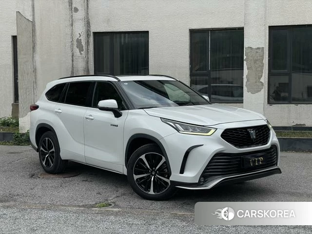 Toyota Crown Lufang id 4366077 из Китая 13