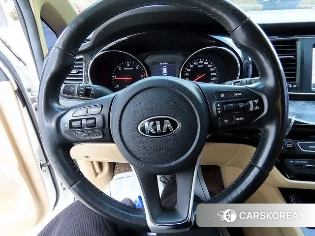 Kia The New Carnival id 3687549 из Кореи 18