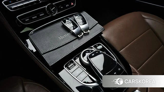 Mercedes-Benz E-Class W213 id 4304721 из Кореи 31
