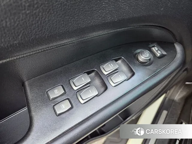 Ssangyong Rexton Sports id 3675705 из Кореи 18