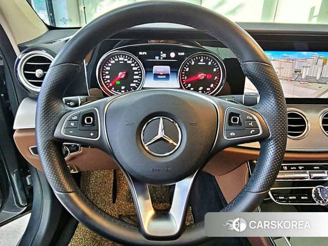 Mercedes-Benz E-Class W213 id 4511750 из Кореи 18